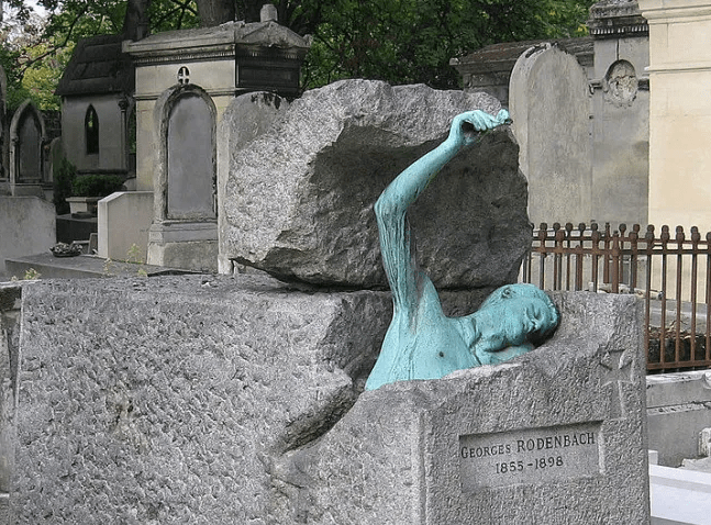 Père Lachaise Cemetery